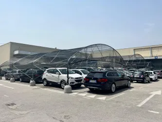 Coperture antigrandine grandi parcheggi concessionarie