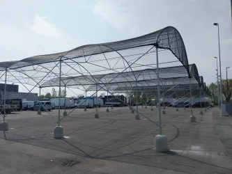 Strutture antigrandine per concessionarie