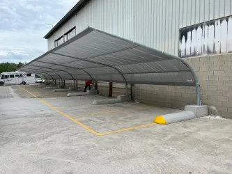 Pensilina auto ombreggiante antigrandine