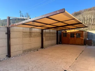 Pensilina auto ombreggiante antigrandine impermeabile